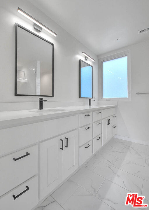 2610 Corralitas Dr