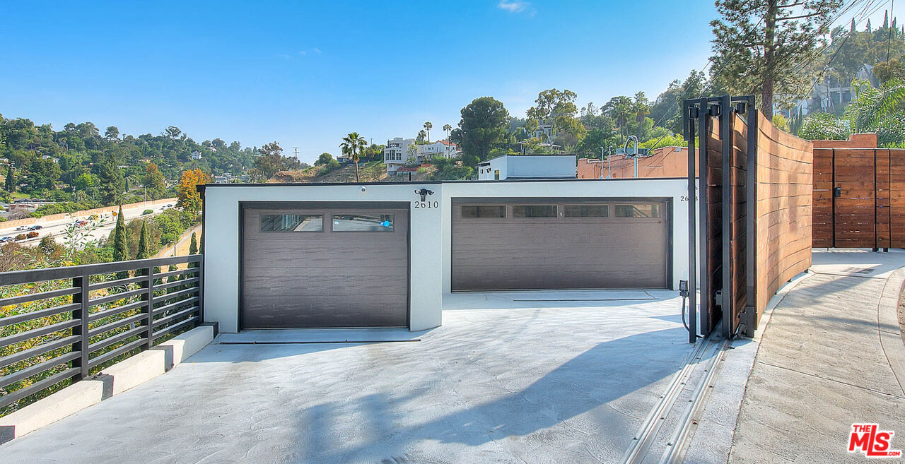 2610 Corralitas Dr