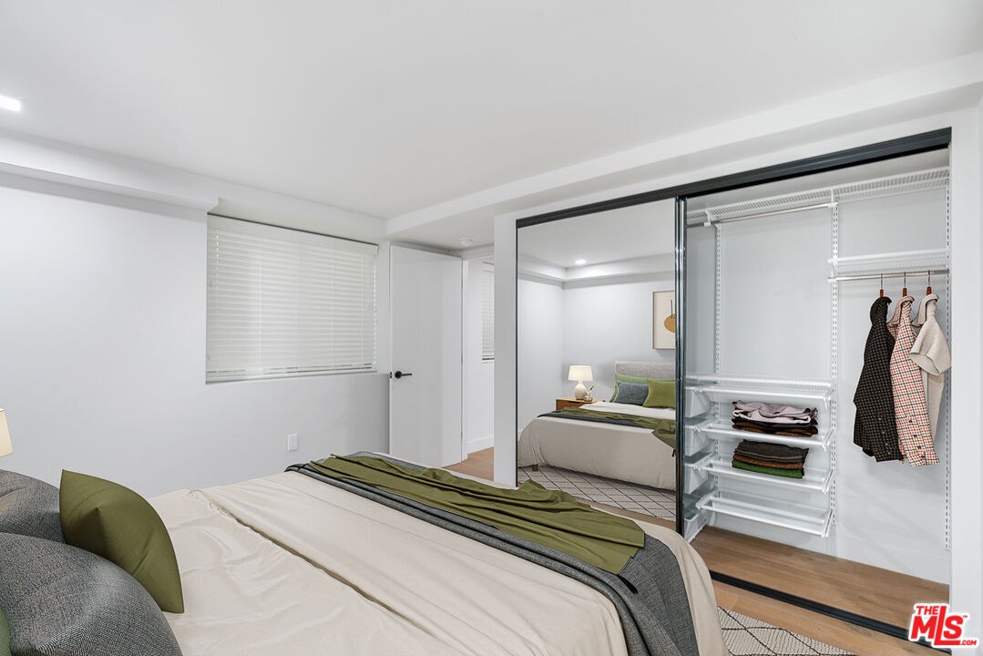 12320 MONTANA AVE Unit: 110