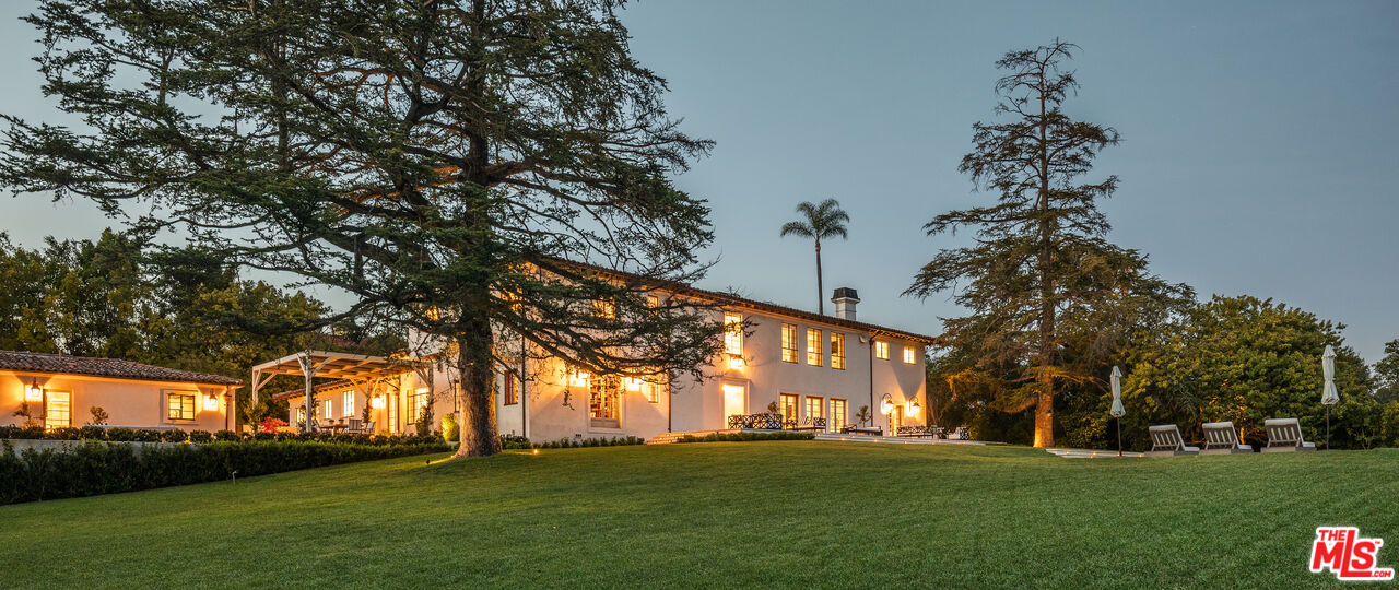 115 N Carolwood Dr, Holmby Hills