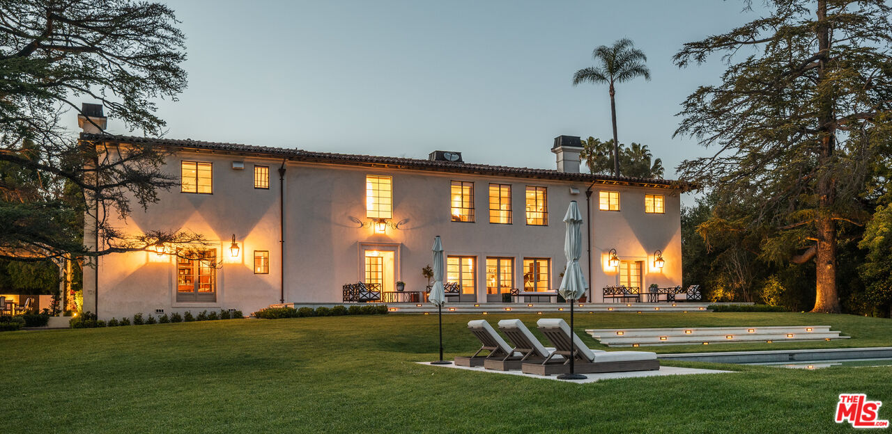 115 N Carolwood Dr, Holmby Hills