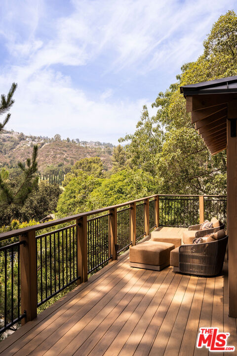 3000 Cornwall Dr, Glendale 