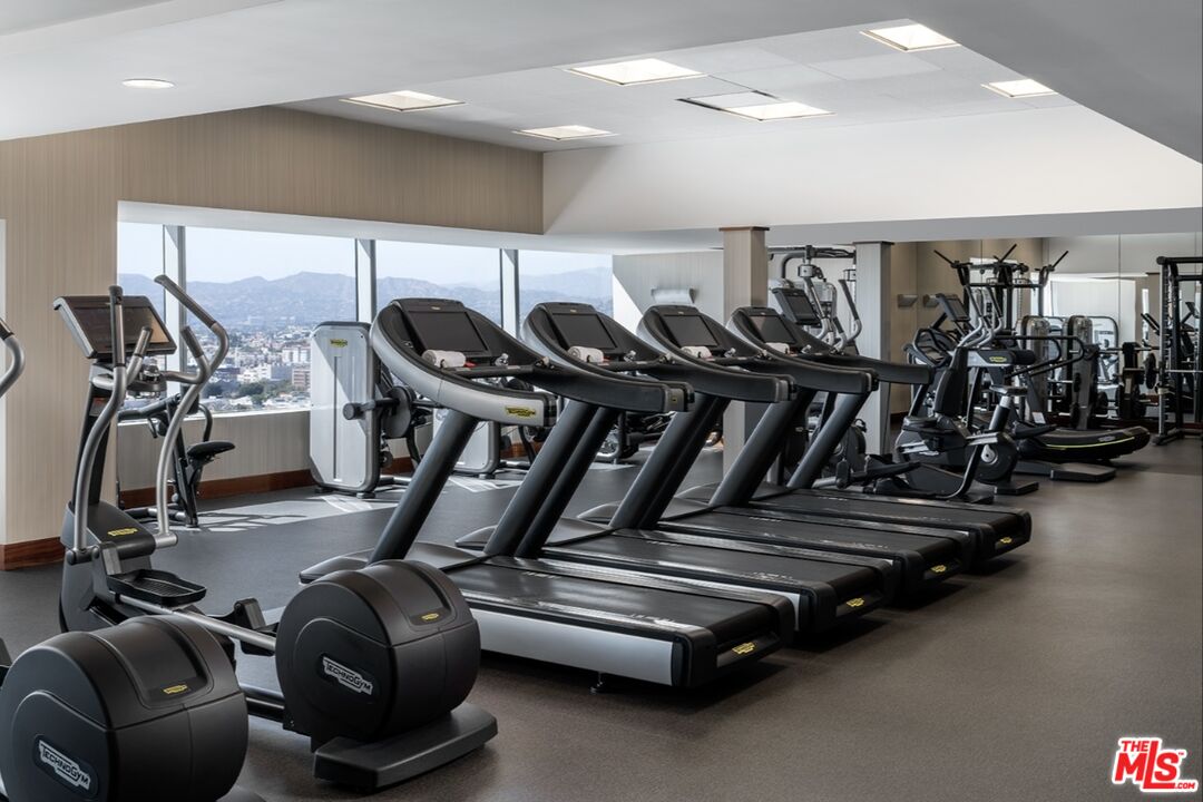 900 W Olympic Blvd Unit: 33K, Downtown LA