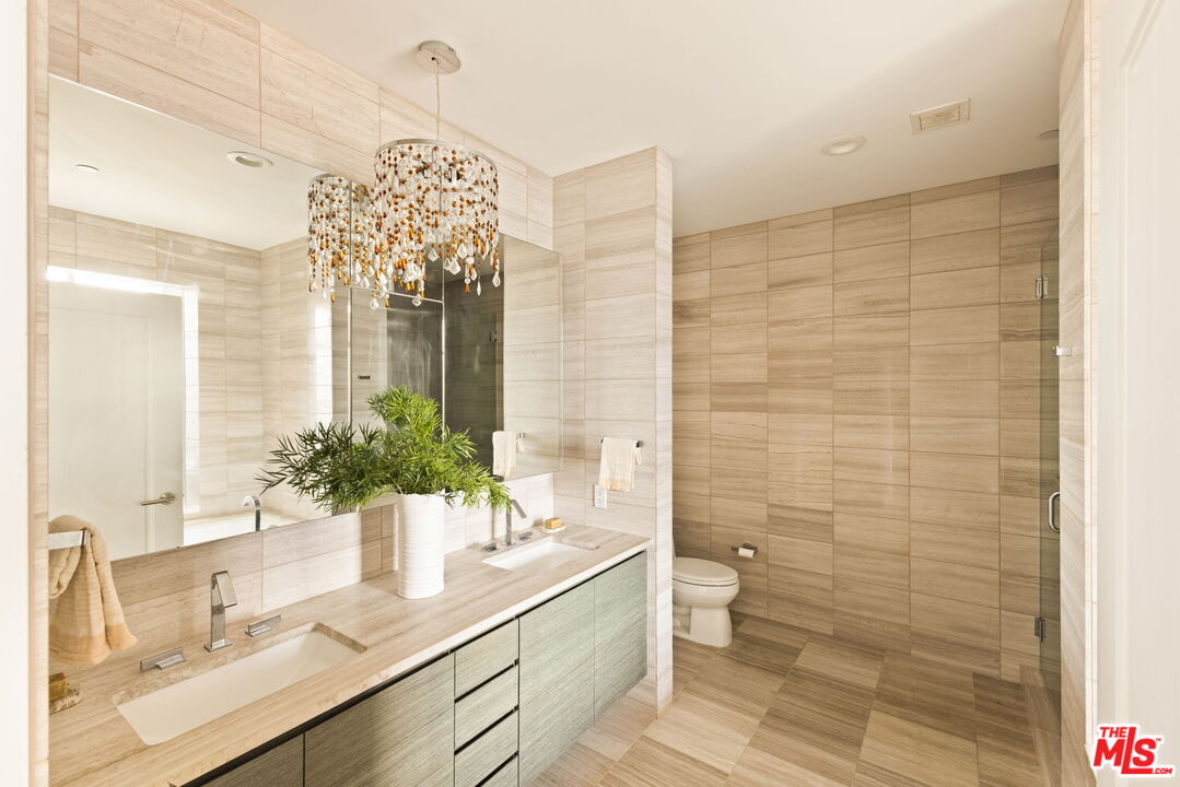 900 W Olympic Blvd Unit: 33K, Downtown LA