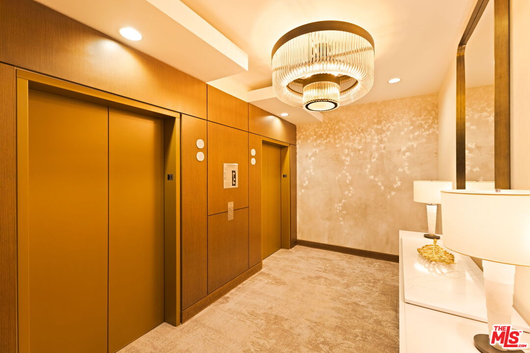 900 W Olympic Blvd Unit: 33K, Downtown LA