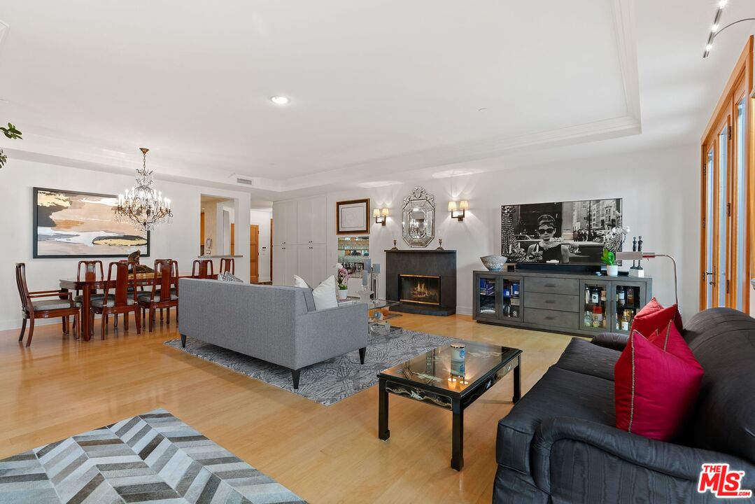 411 N Oakhurst Dr Unit: 106, Beverly Hills