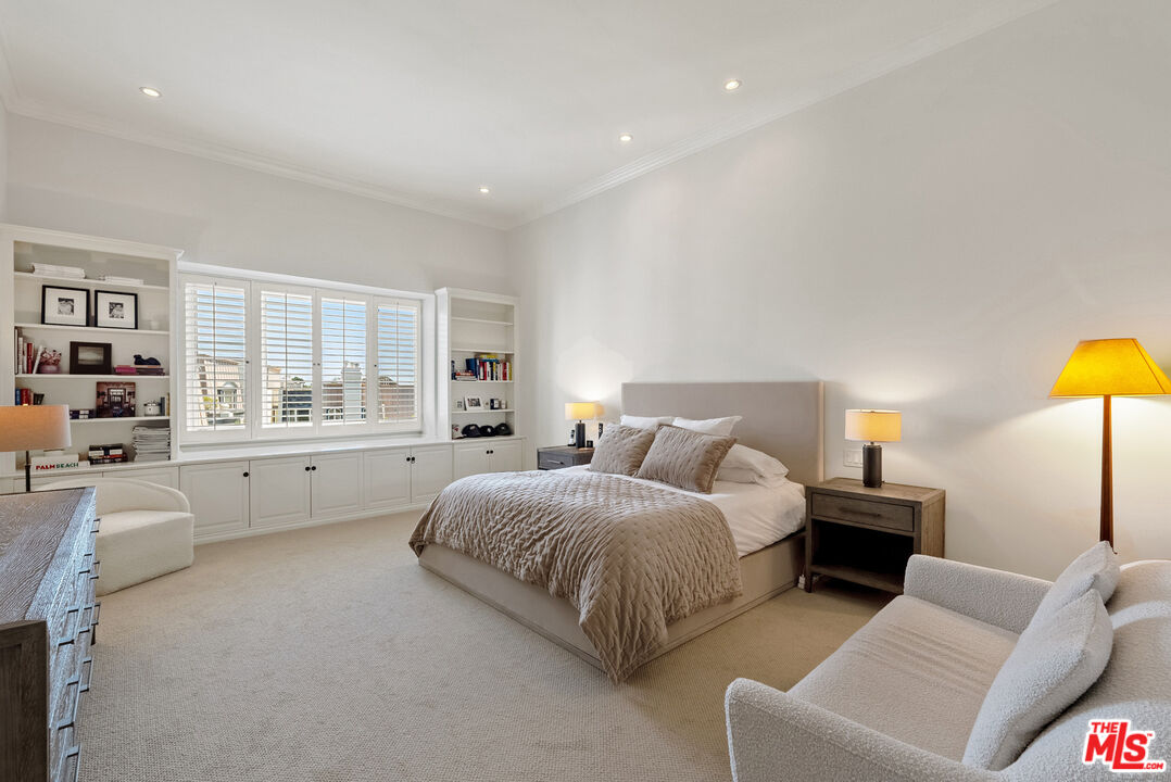 10108 Empyrean Way Unit: 304, Westwood