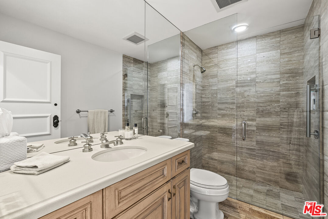 10108 Empyrean Way Unit: 304, Westwood