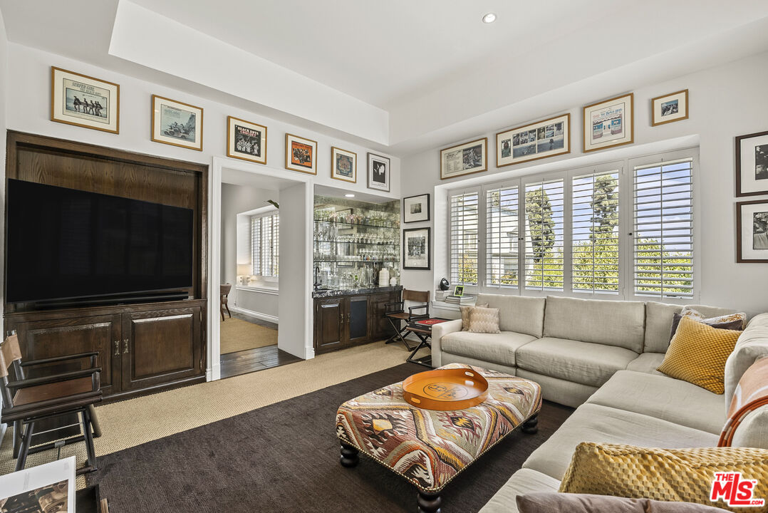 10108 Empyrean Way Unit: 304, Westwood