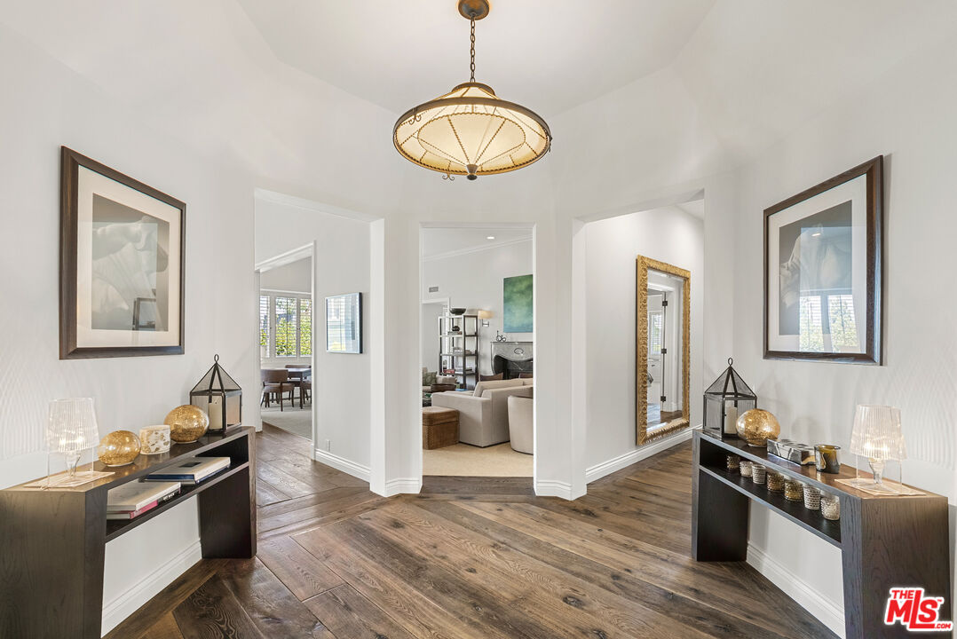 10108 Empyrean Way Unit: 304, Westwood