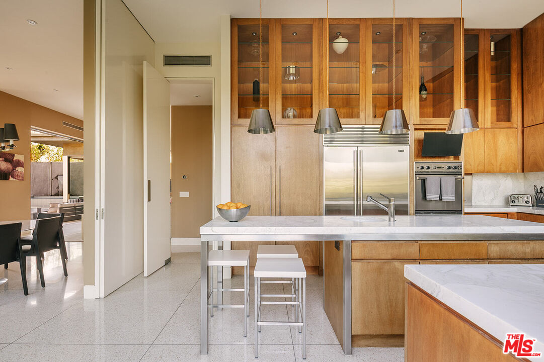 1470 CARLA RDG, Beverly Hills