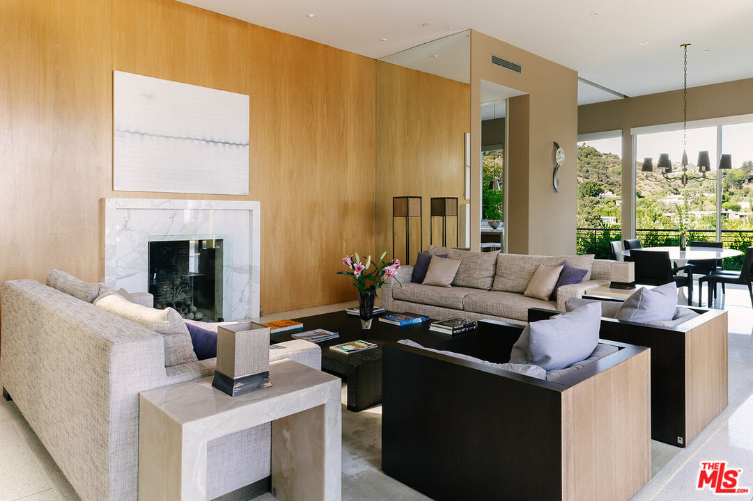 1470 CARLA RDG, Beverly Hills