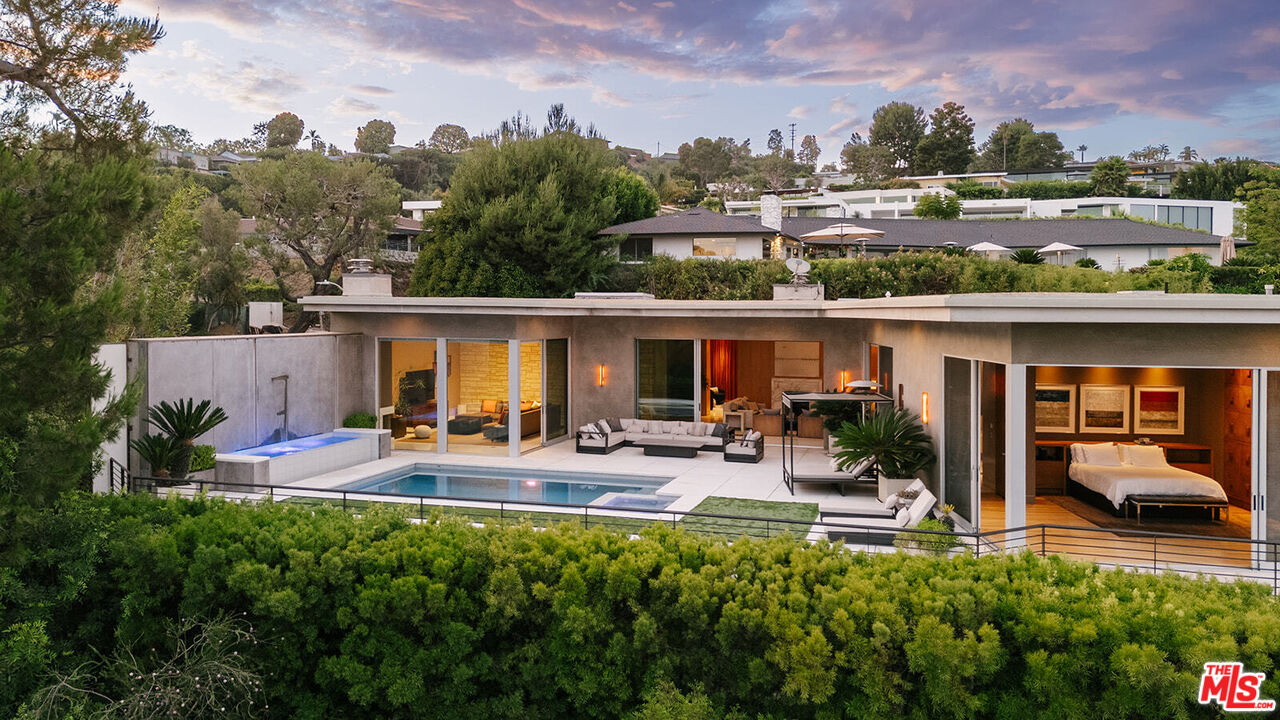 1470 CARLA RDG, Beverly Hills