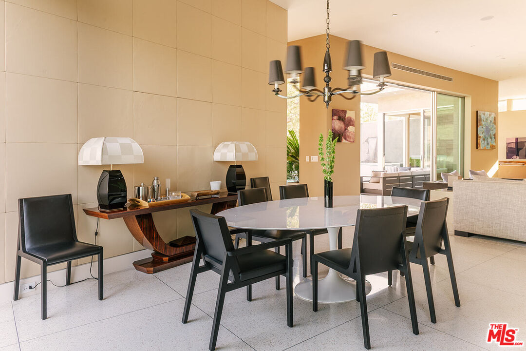 1470 CARLA RDG, Beverly Hills