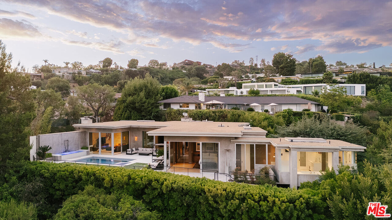 1470 CARLA RDG, Beverly Hills