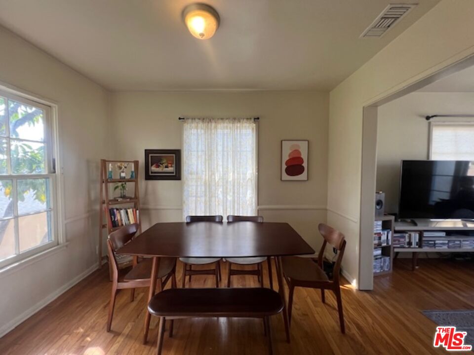 1719 Glendon Ave, Westwood 