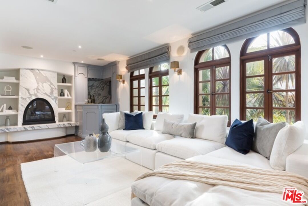 746 Norway Ln, Brentwood 