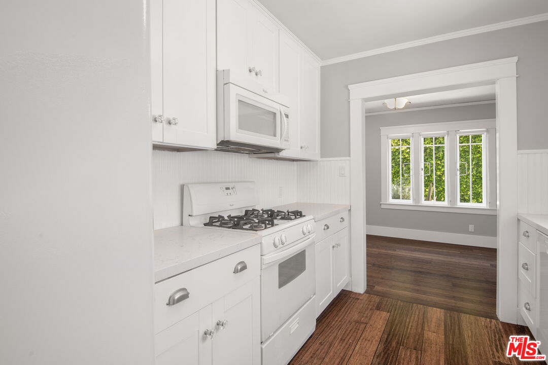 1047 9th St, Santa Monica 