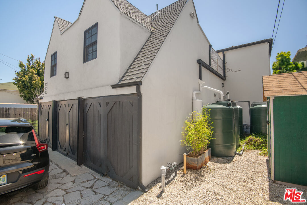 921 16th St, Santa Monica 