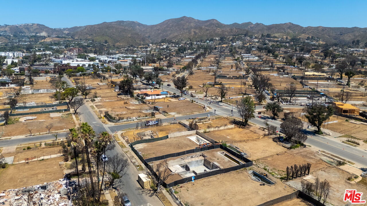 750 Toyopa Dr, Pacific Palisades