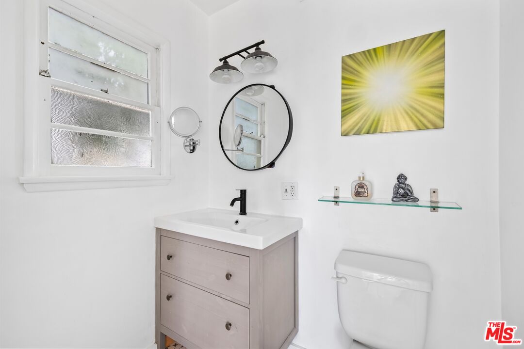 1808 Navy St, Santa Monica 