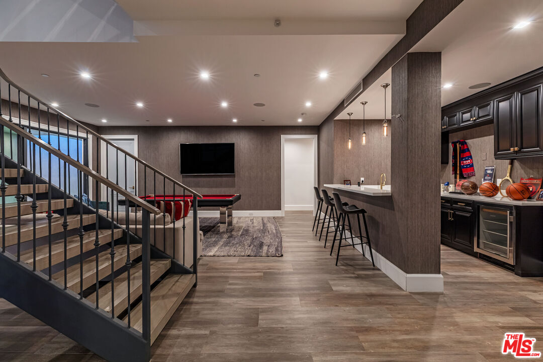 1000 N Norman Pl, Brentwood