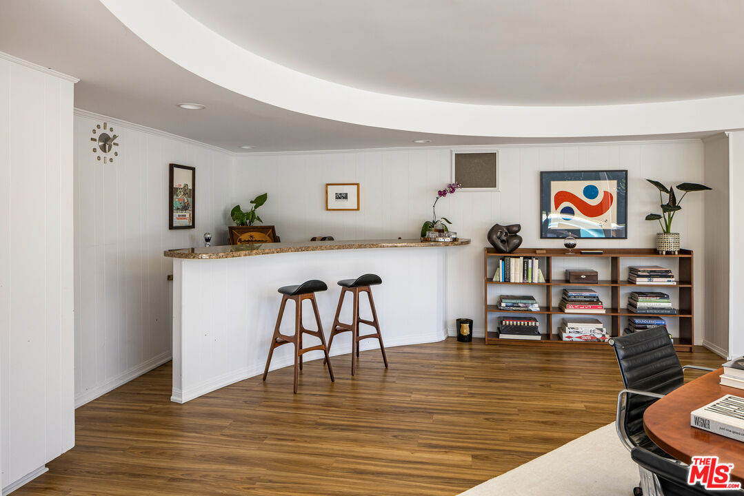 2050 Westridge Rd, Brentwood 