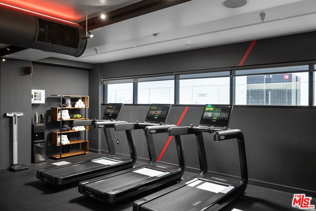 6250 Hollywood Blvd Unit: 6K