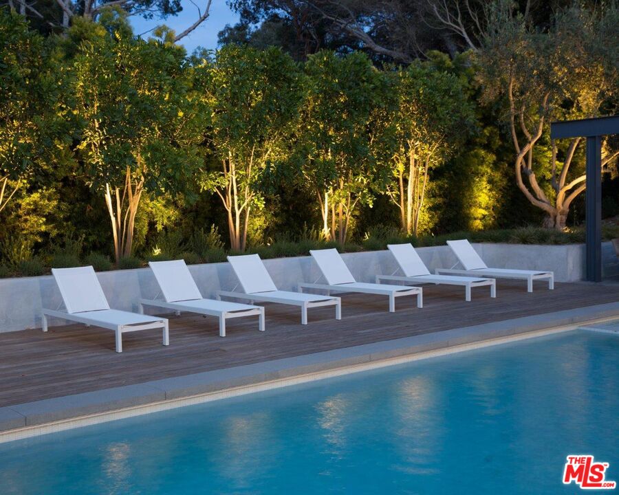 7310 Birdview Ave, Malibu 