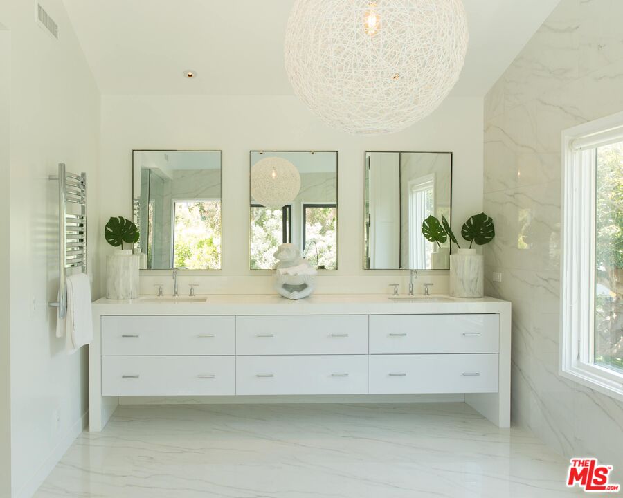 7310 Birdview Ave, Malibu 