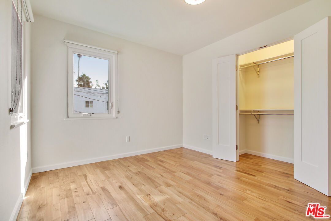 836 Hilldale Ave, West Hollywood