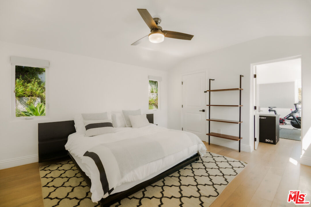 8417 Harold Way, Hollywood Hills