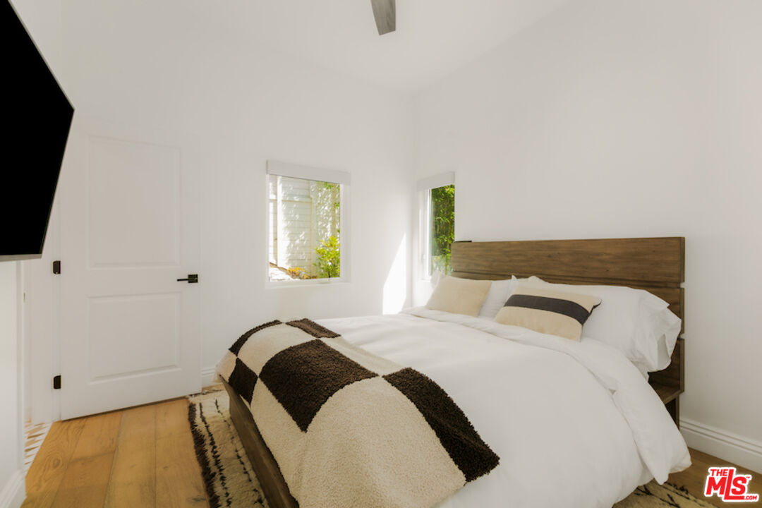 8417 Harold Way, Hollywood Hills