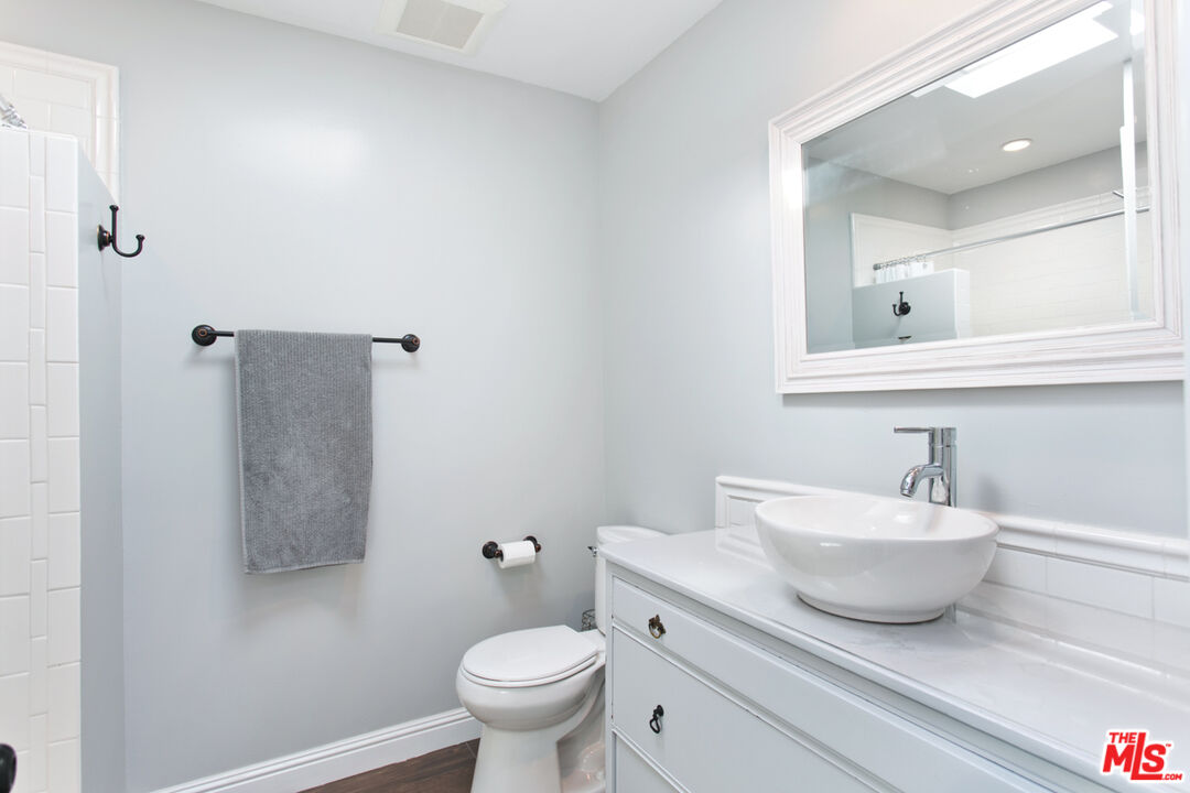 1228 18th St Unit: C