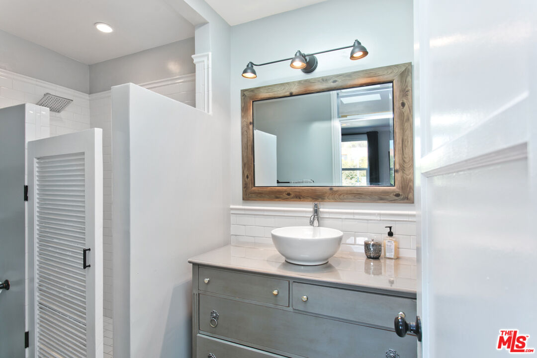 1228 18th St Unit: C