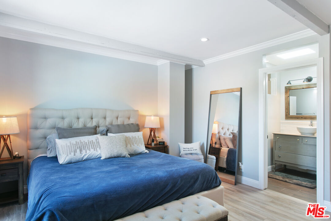 1228 18th St Unit: C