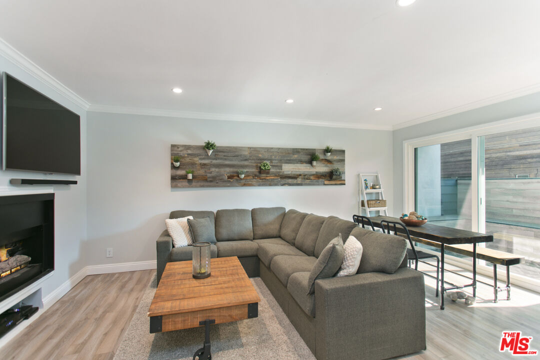 1228 18th St Unit: C