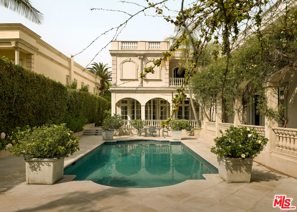 628 N Rodeo Dr, Beverly Hills