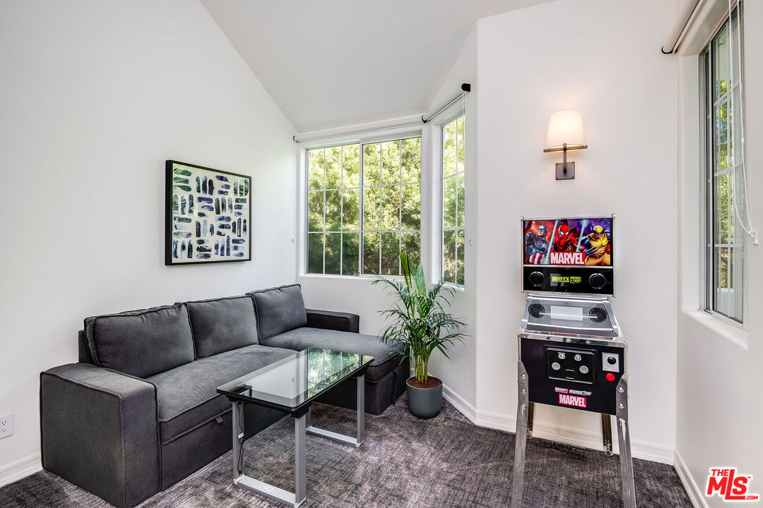 11680 Montana Ave Unit: 302