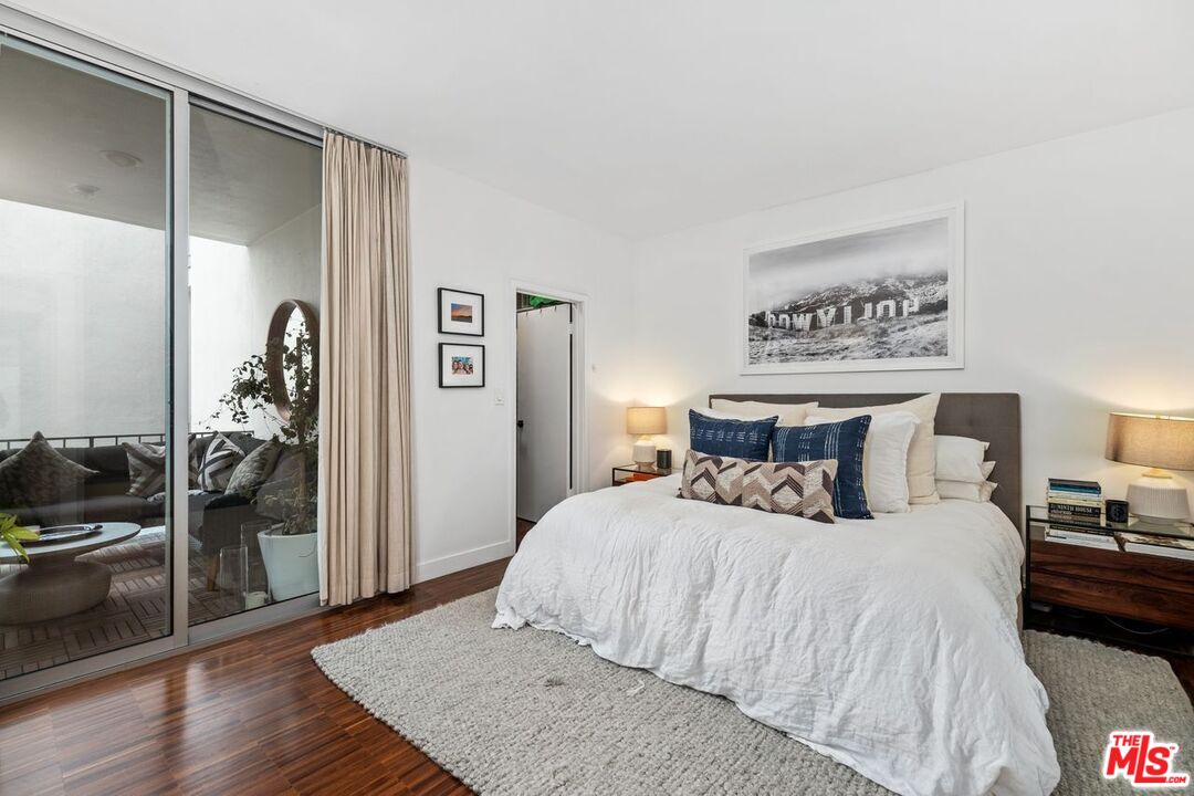 7960 Selma Ave Unit: 209