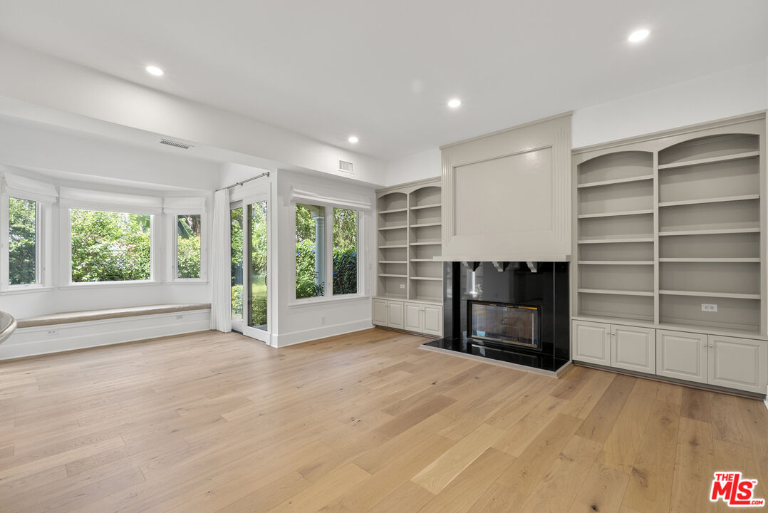 10515 Oaklawn Rd, Cheviot Hills