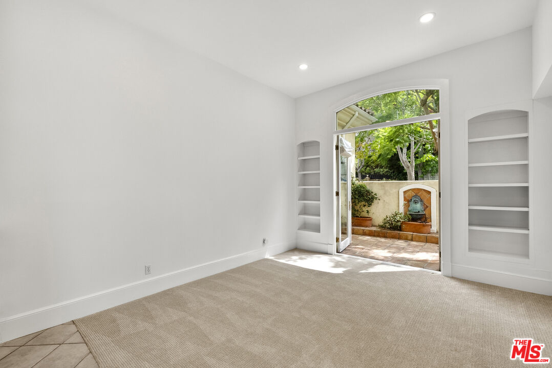 10515 Oaklawn Rd, Cheviot Hills