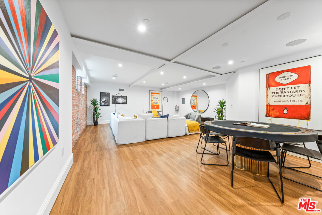 401 Ocean Ave Unit: 2, Santa Monica 