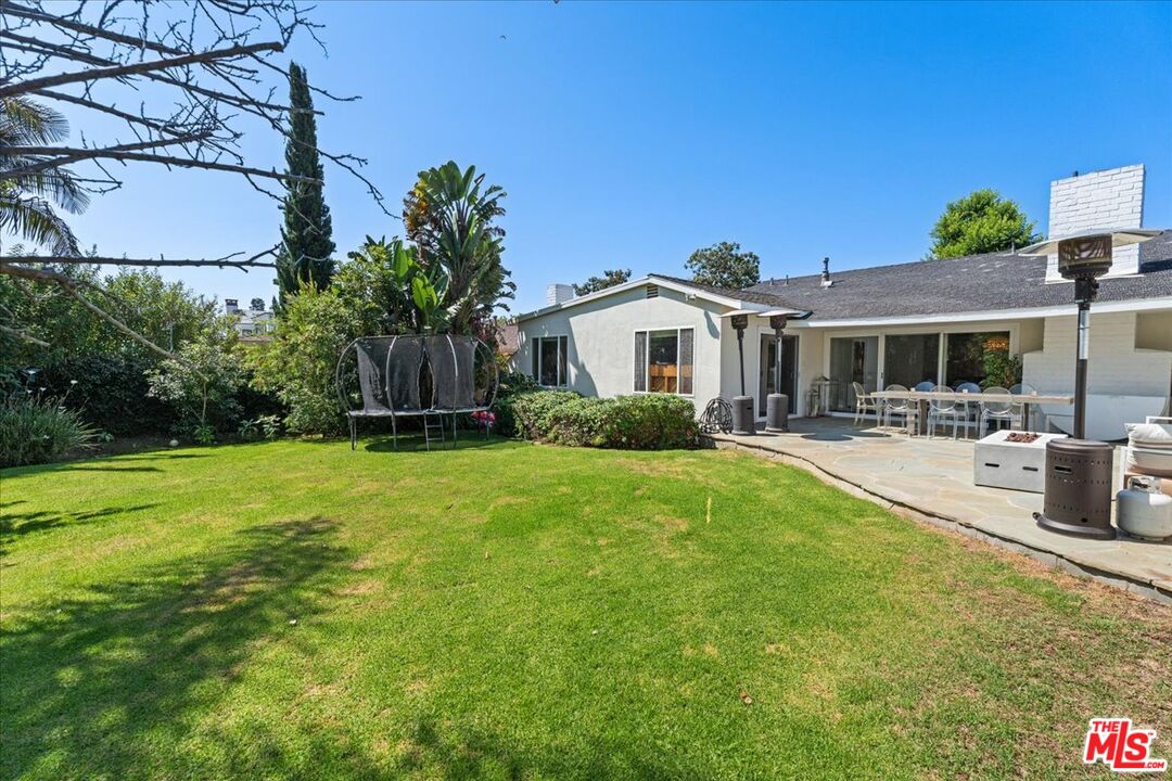 1354 Beckwith Ave, Brentwood
