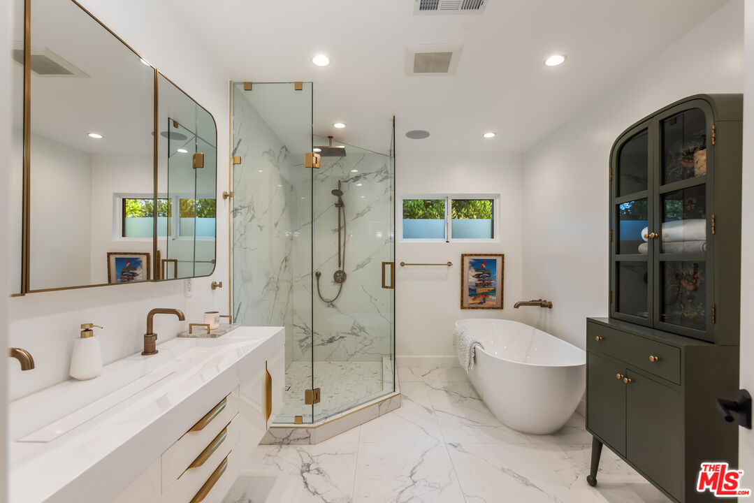 11019 Hortense St, North Hollywood 