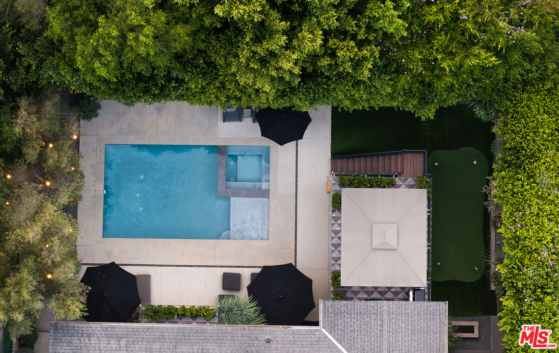 1853 Franklin Canyon Dr, Beverly Hills