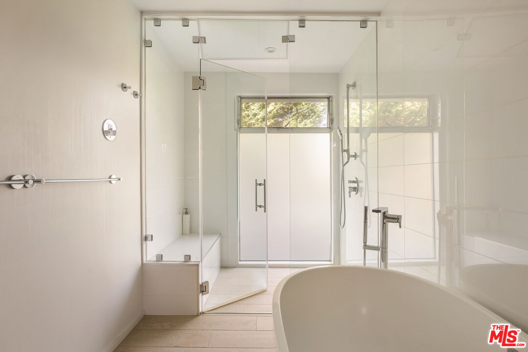 279 Mabery Rd, Santa Monica