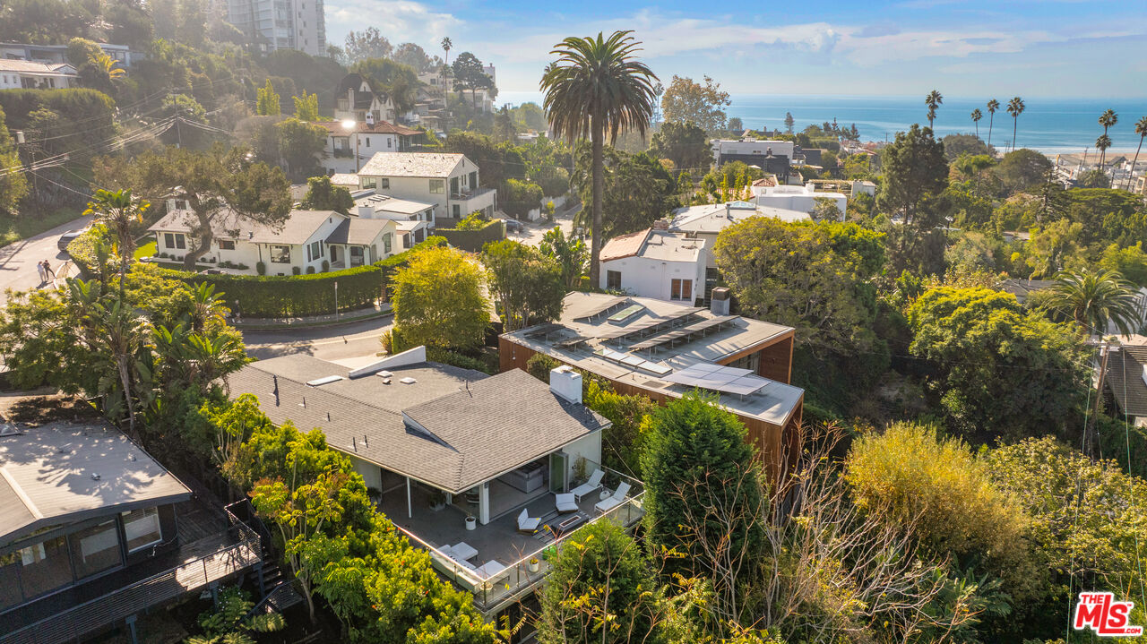 279 Mabery Rd, Santa Monica