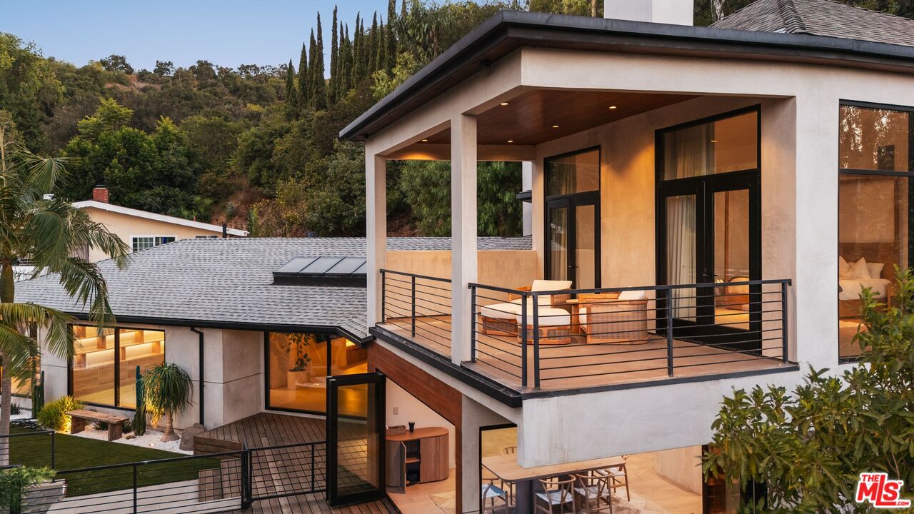 3627 Woodhill Canyon Rd, Studio City