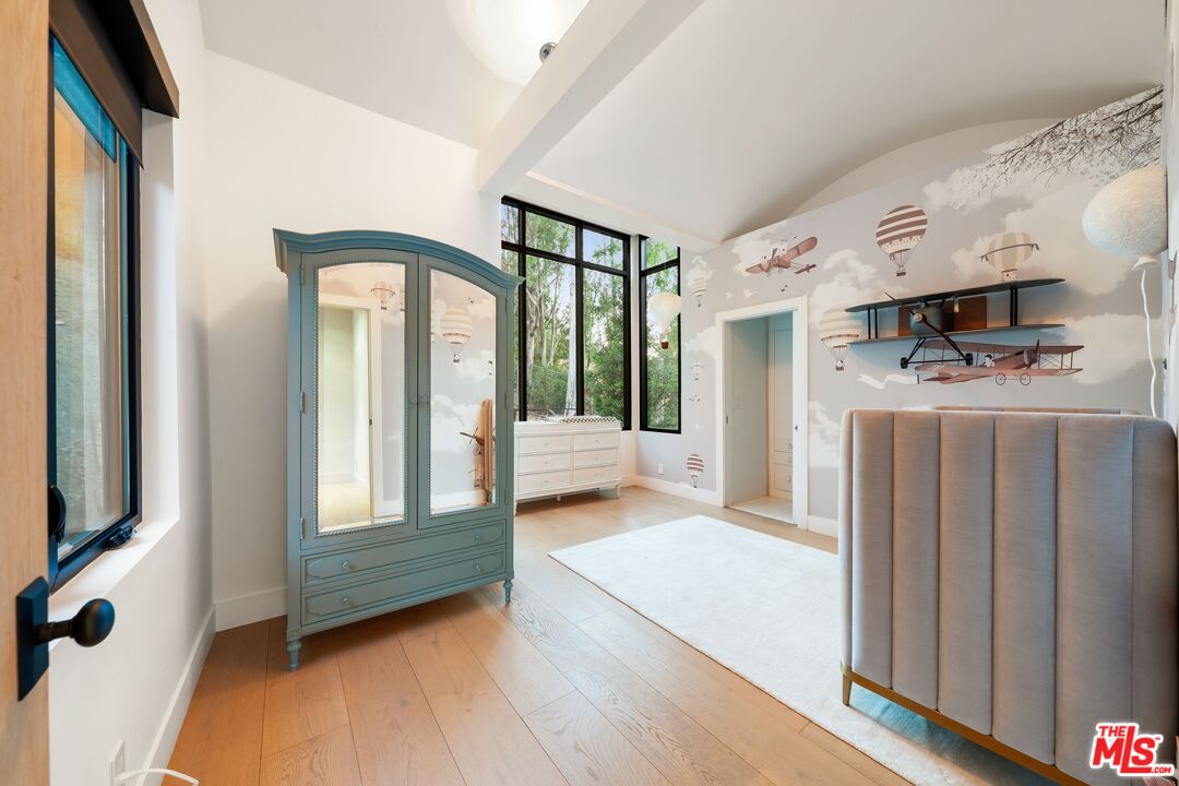 3627 Woodhill Canyon Rd, Studio City